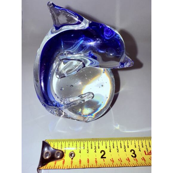 Art Glass Dolphin Paperweight Cobalt Blue On Globe Ball Controlled Bubbles - Picture 11 of 11